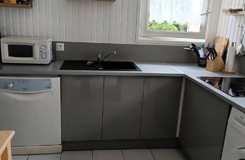Saint-Michel-en-Greve House | Les pieds dans l'eau: house 50m from the beach