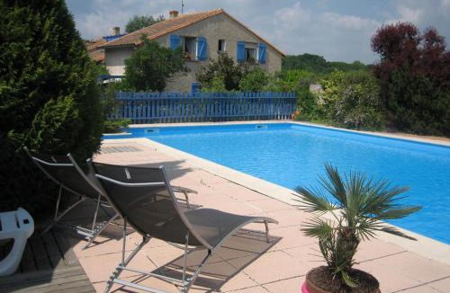 Bonneuil-Matours Bed & Breakfast | Les pierres blanches
