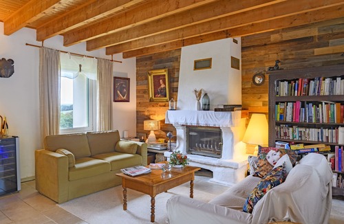 Saint-Coulitz House | Les Pierres Bleues