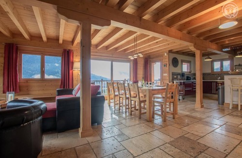 Hauteluce House | LES PIERRES DU CHOZAL