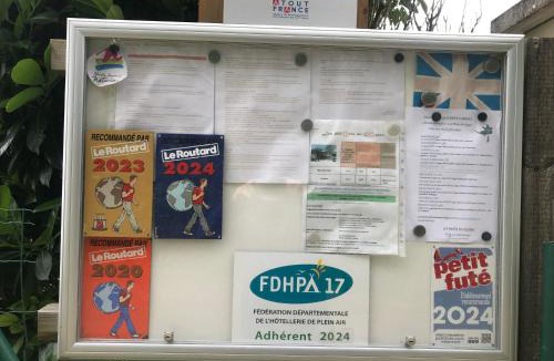 Bourg-Charente Ski Chalet | Les Pilotis Du Cognac