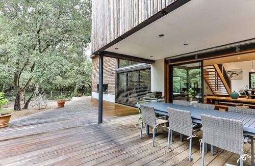 Saint-Hilaire-de-Riez Cabin | Les Pins - Maison avec piscine & jacuzzi
