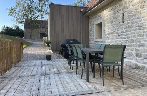 Offrethun House | Les pins qui chuchotent