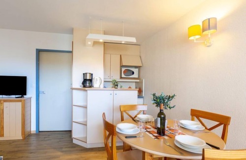 Sainte-Maxime City Centre Apartment | Les Platanes by Interhome