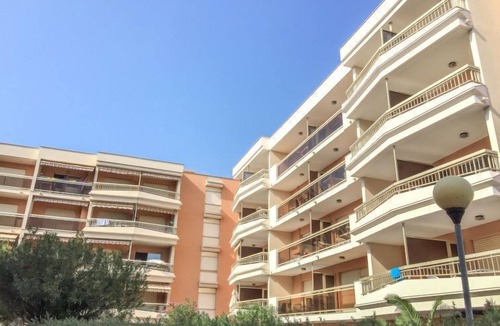 Sainte-Maxime City Centre Apartment | Les Platanes by Interhome
