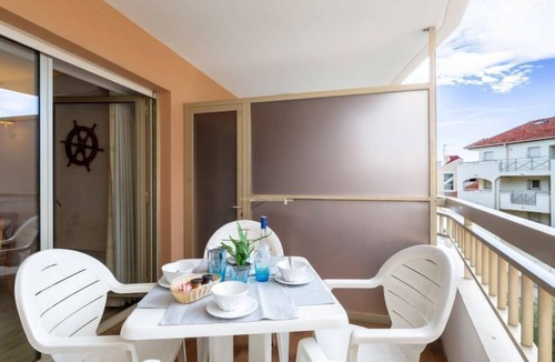 Sainte-Maxime City Centre Apartment | Les Platanes by Interhome