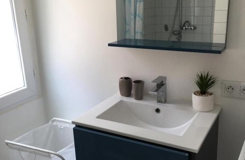 Bollene House | LES PLATANES