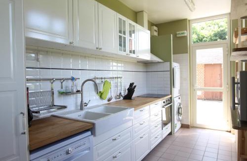 Marly-Gomont House | Les Pommes d'Or