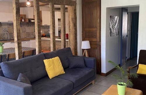 Singly House | LES POMMIERS - SINGLY