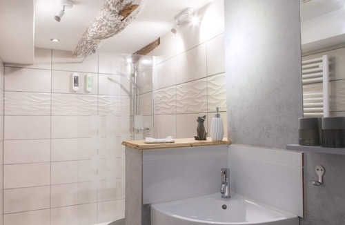 Aze Bed & Breakfast | Les Portails Bleus