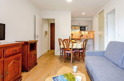 Villers-sur-Mer Apartment | Les Portes de la Mer by Interhome