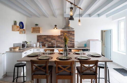 Nevoy House | Les Portes de la Forêt D' Orléans