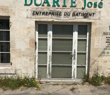 Benet Apartment | Les portes du marais