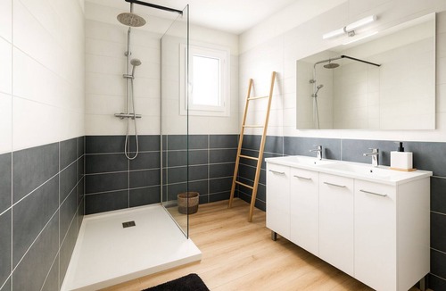 Noaillan House | Les près de Prat