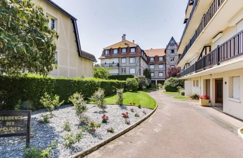 Deauville City Centre Apartment | Les Prairies by Interhome