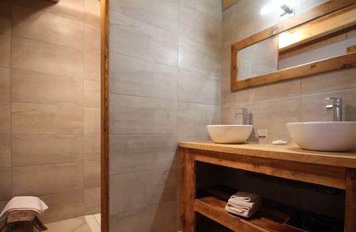 Saint-Eustache House | Les Pralets