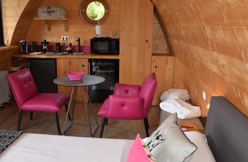 Chablis Ski Chalet | Les Preuses floating cabin with private spa