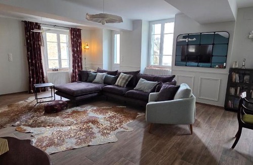 Fontenay-pres-Chablis House | Les Preuses, un Grand Cru de Chablis avec jacuzzi