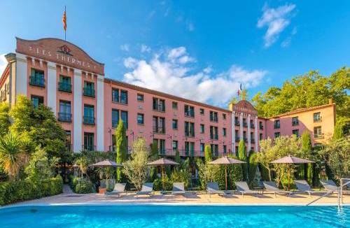 Molitg-les-Bains Hotel | Les Pyrénées - le Grand Hôtel & le Château