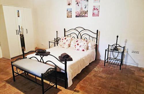 Le Fleix House | Les Quatre Chenes