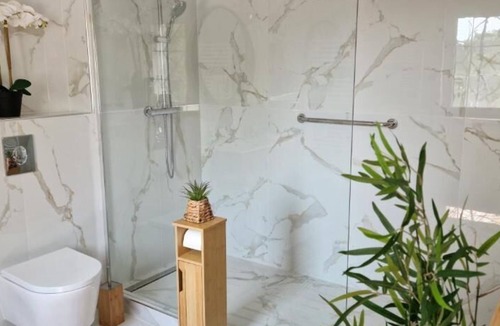 Marcilly-sur-Seine House | Les Randonneuses