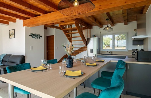 Kerlouan House | Les reflets bleus by Interhome