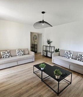 Bourroches Apartment | Les Reflets de Dijon