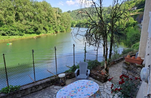 Ambialet House | Les Reflets du Tarn - AMBIALET