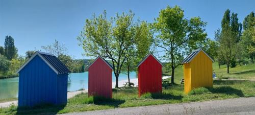 Mauroux Ski Chalet | LES REFUGES DU LOT Kouki's Lodge