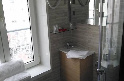 Montreuil-sur-Mer Hotel | les remparts