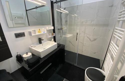 Semur-en-Auxois Apartment | Les remparts