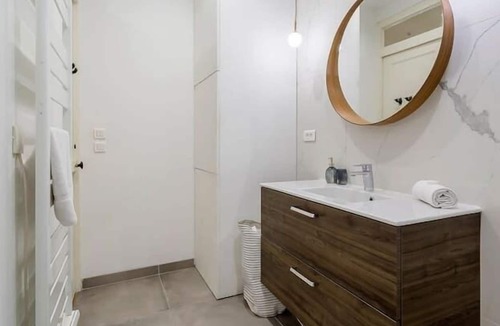 Carnot - Gailleton Apartment | Les Remparts suite - Plein center - 75m2