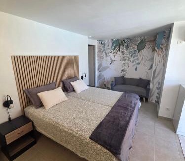 Saint-Thome House | Les Restanques de Camélie