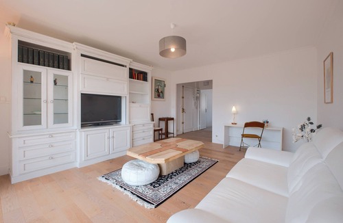 Laval Apartment | Les Ridelleries – Balcon/Ascenseur/Gare