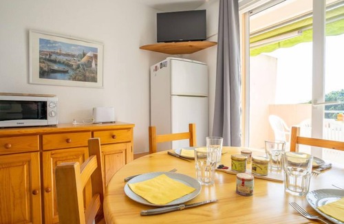 Le Grau-Du-Roi Apartment | Les Rives du Lac by Interhome