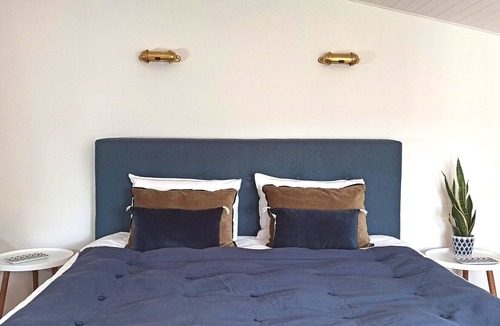 Saint-Vaize House | Les rives du Rochefollet