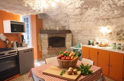 Courcay House | Les rives enchantées
