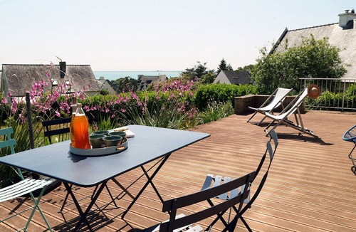 Saint-Meloir-des-Ondes Ski Chalet | Les Roches Noires