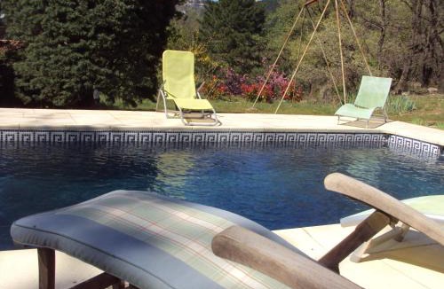 Saint-Etienne-de-Gourgas Apartment | Les Rochers