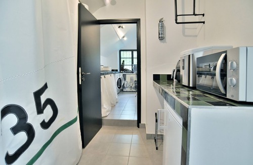 Roz-sur-Couesnon Villa | Les Roches Bleues - Climatisée avec piscine et jacuzzi