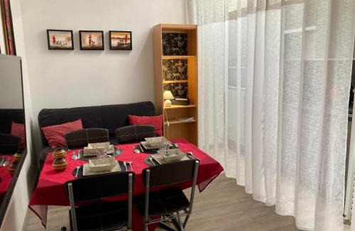 Corme-Royal House | LES ROCHES gîte