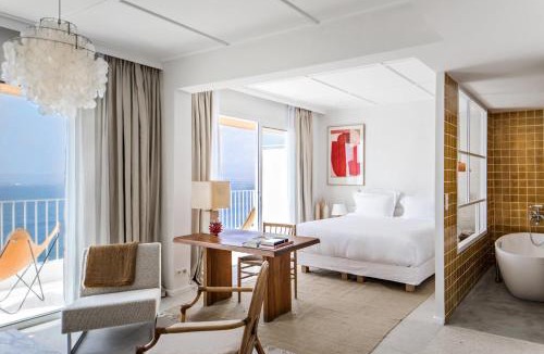 Le Dramont Hotel | Les Roches Rouges, a Beaumier hotel