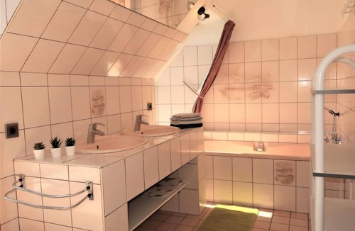 Plouescat House | Les Romarins by Interhome