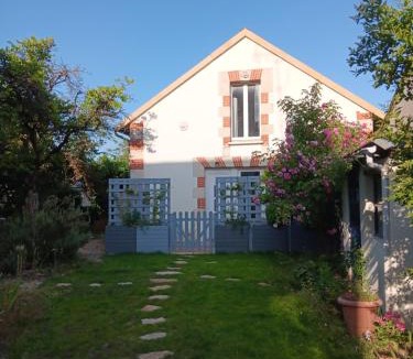 Lencloitre House | Les romarins