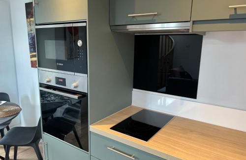 Reterre House | LES RONCES