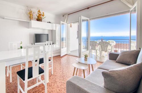 Almadraba-Canyelles Apartment | Les Roques Roses - Immo Barneda
