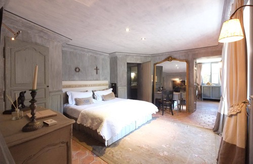 Mougins Bed & Breakfast | Les Rosées