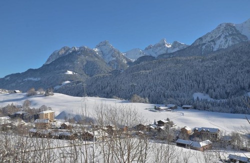 Chateau-d'Oex Bed & Breakfast | Les Rosatlits