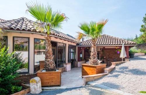Montlaur House | Les Roses d'Angelina - Superbe maison avec piscine