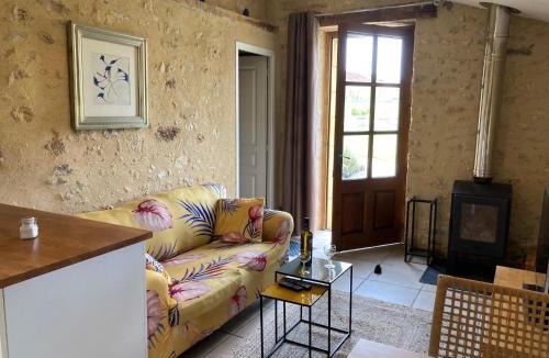 Sainte Croix de Beaumont House | Les Roses